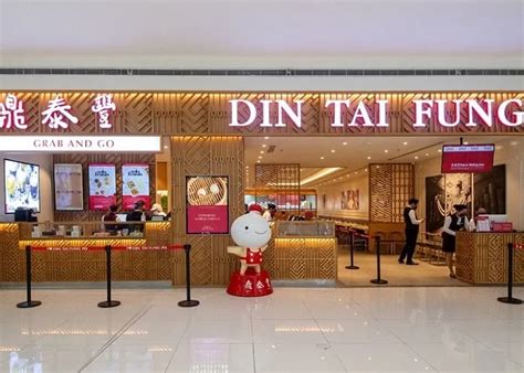 Largest Din Tai Fung in the Philippines Opens in MOA.